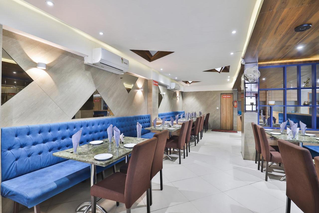 Oyo 16675 Hotel Shri Krishna Inn Сурат Экстерьер фото